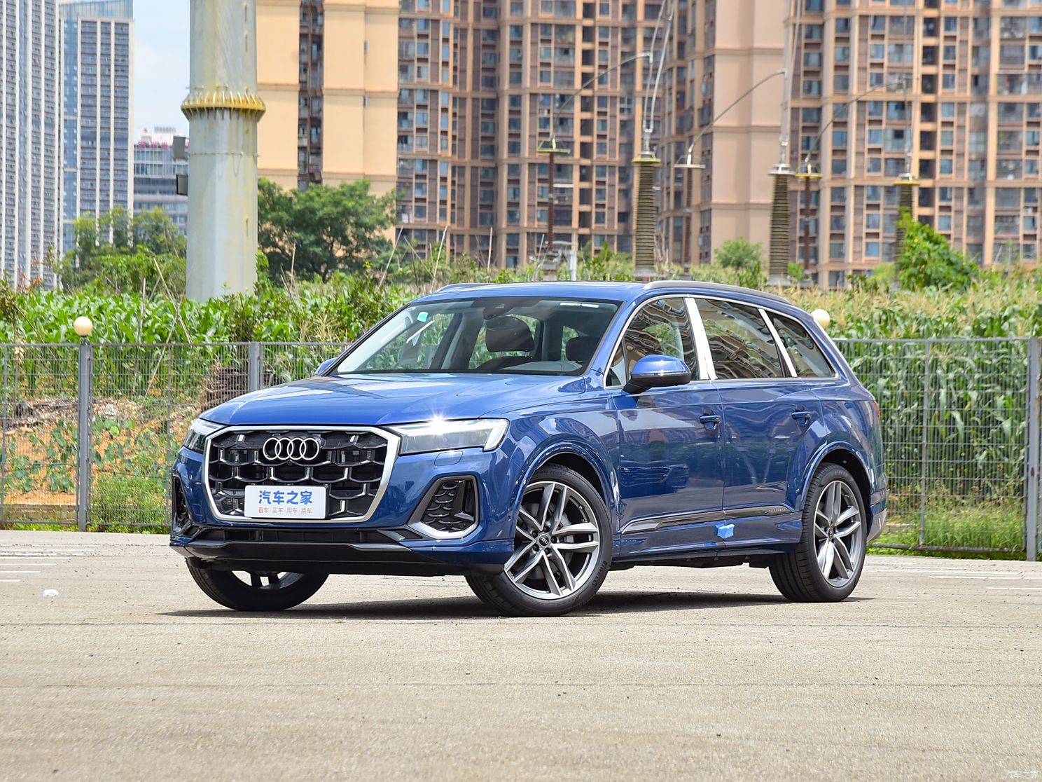 奥迪(进口) 奥迪q7 2024款 45 tfsi quattro s line运动型